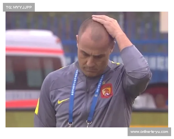 世界杯用球技术百年演变与创新历程：从传统手工制作到智能科技的突破